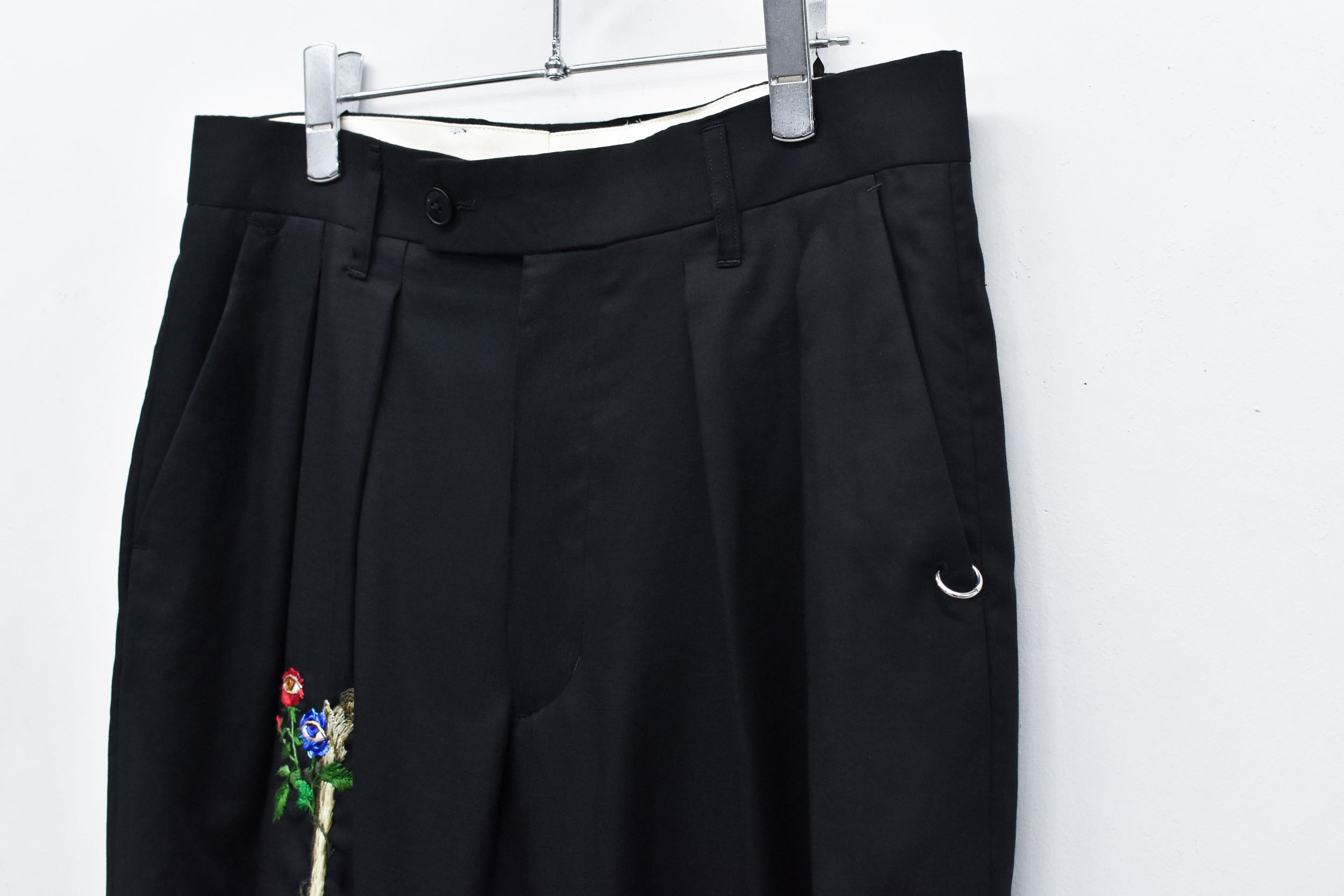 Tuck Hem Pants / hand embroidery