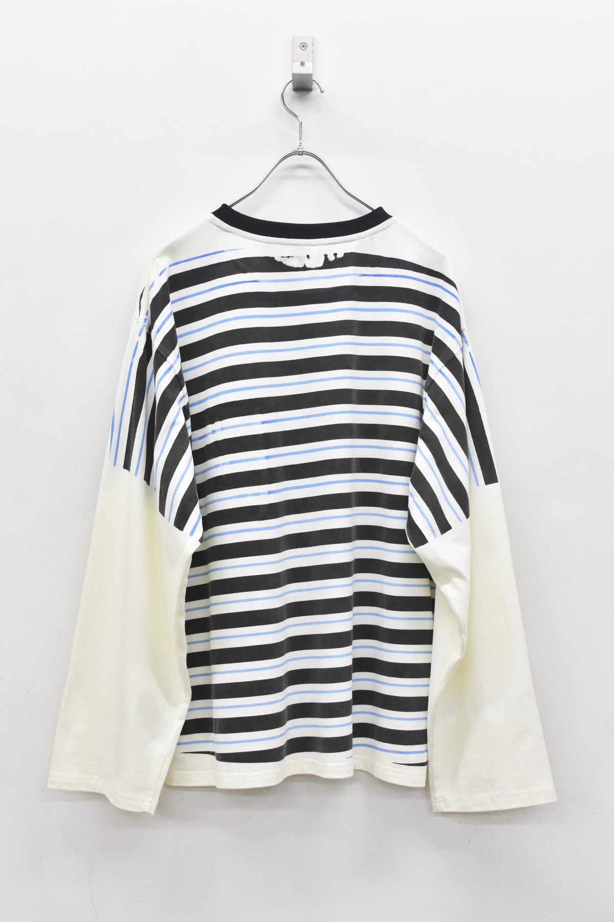 【ご予約商品】DIAGONAL STRIPE PRINT L/S Tee