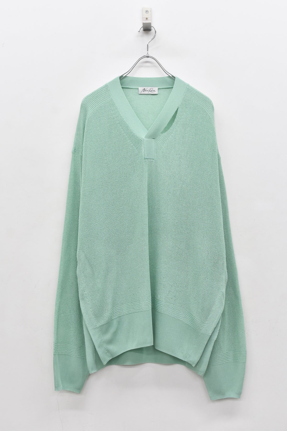 【ご予約商品】COMMANDO V NECK PULLOVER