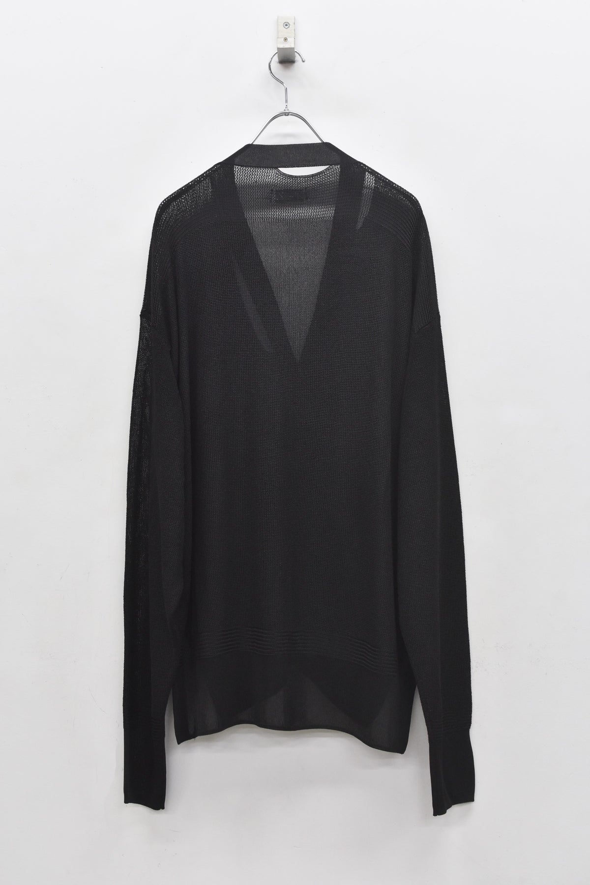 【ご予約商品】COMMANDO V NECK CARDIGAN