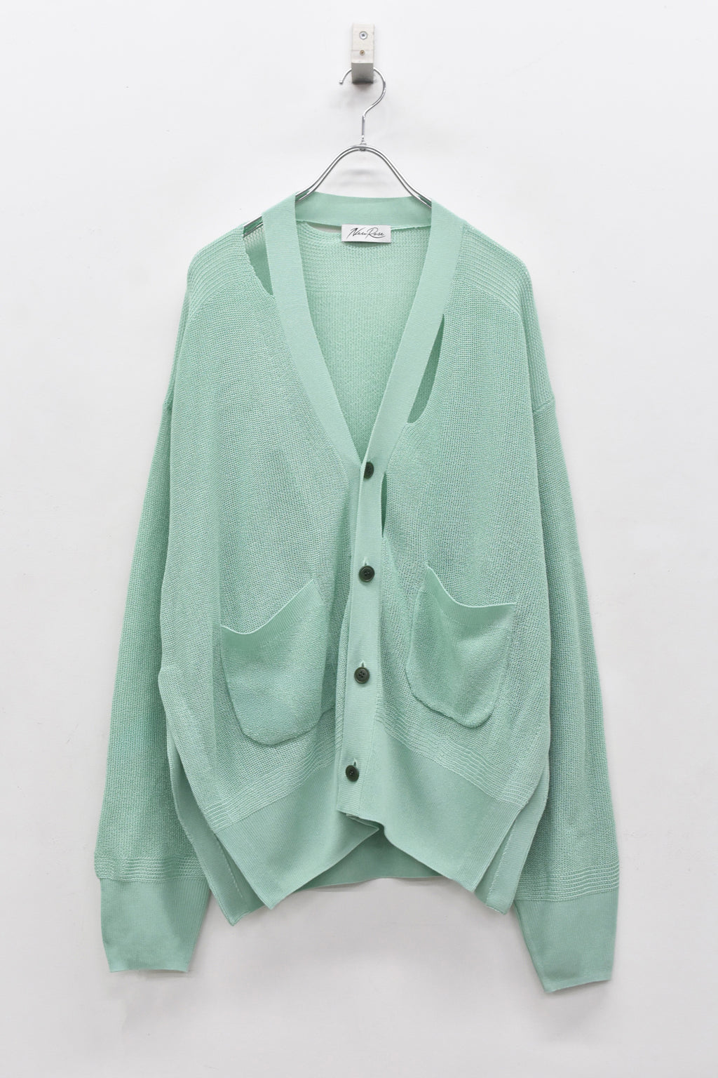 【ご予約商品】COMMANDO V NECK CARDIGAN
