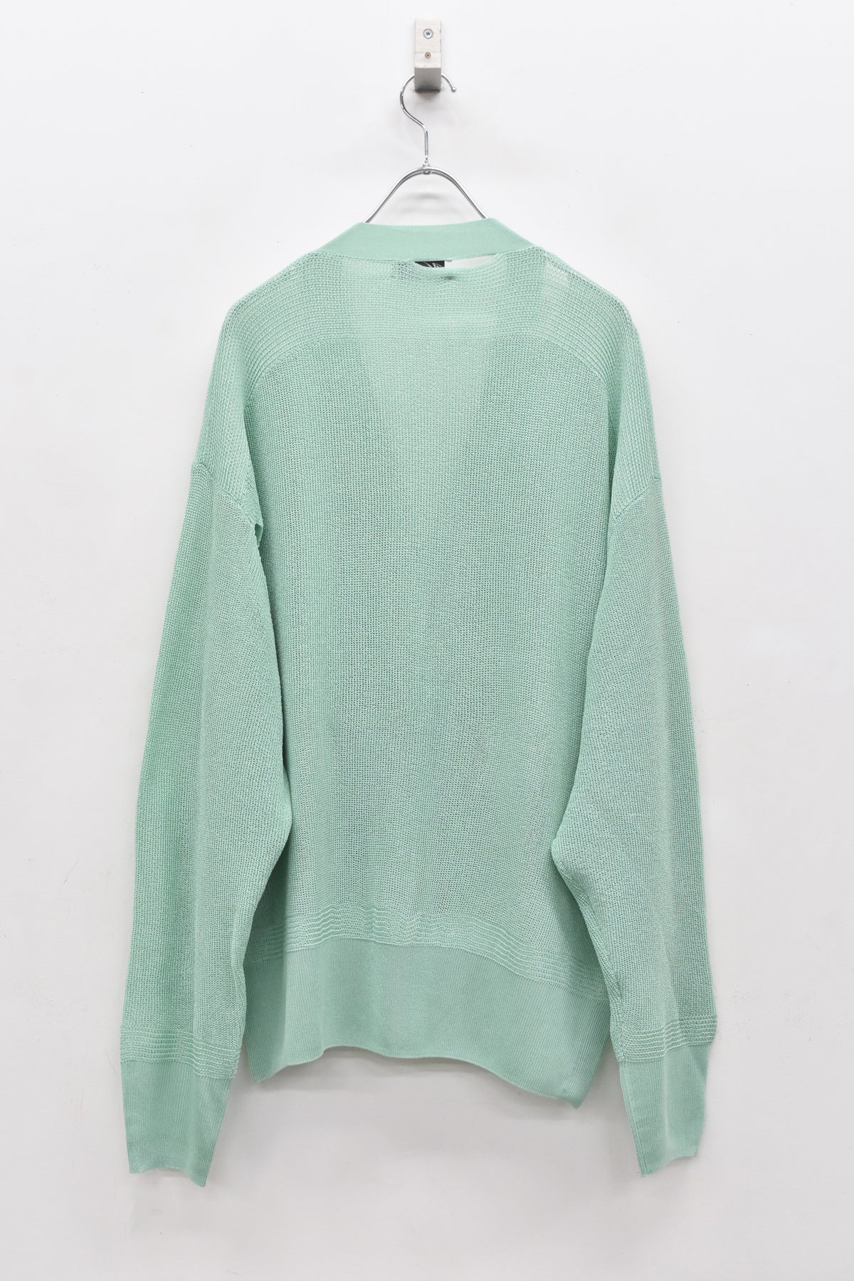 【ご予約商品】COMMANDO V NECK CARDIGAN