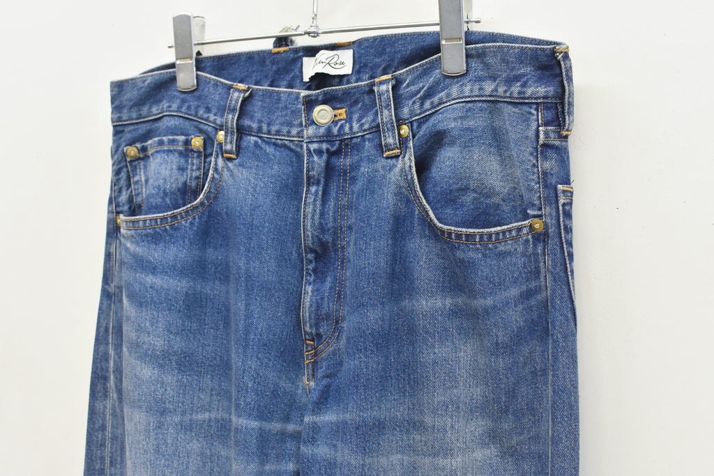 【ご予約商品】MIDDLE FIT FLARE PANTS (Distressed finish）
