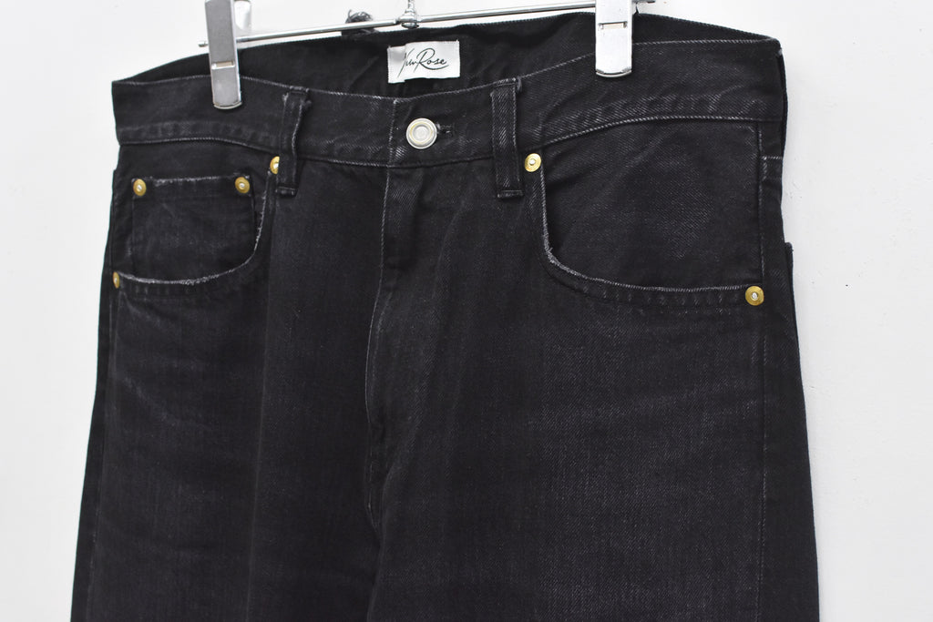 【ご予約商品】MIDDLE FIT FLARE PANTS (Distressed finish）
