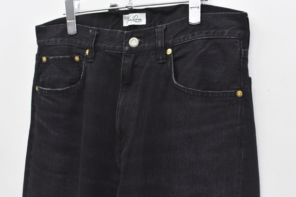 【ご予約商品】MIDDLE FIT FLARE PANTS (Distressed finish）
