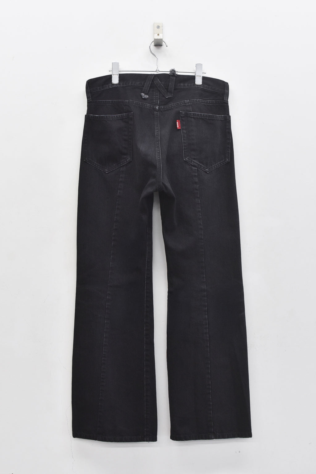 【ご予約商品】MIDDLE FIT FLARE PANTS (Distressed finish）