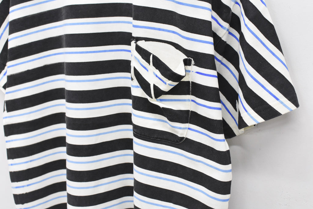 【ご予約商品】DIAGONAL STRIPE PRINT Tee