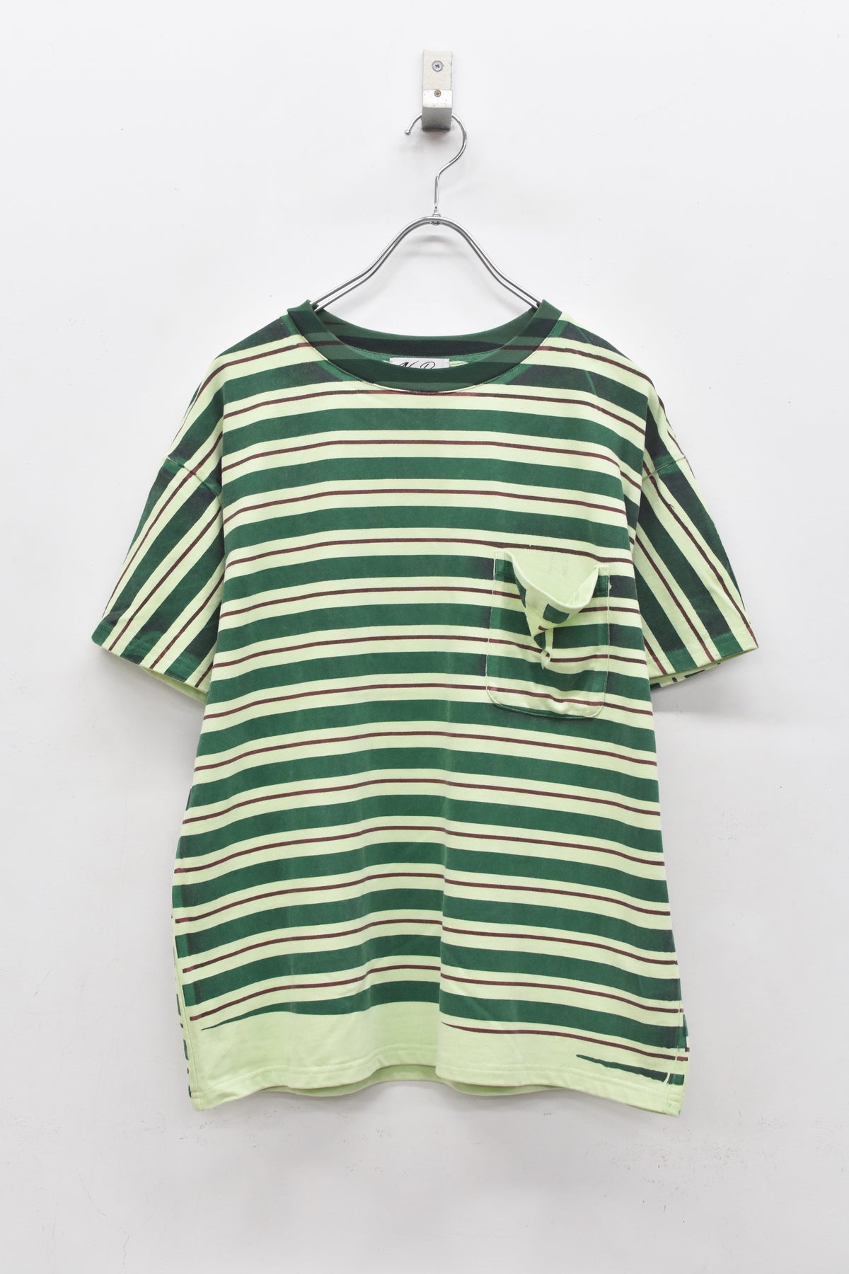 【ご予約商品】DIAGONAL STRIPE PRINT Tee