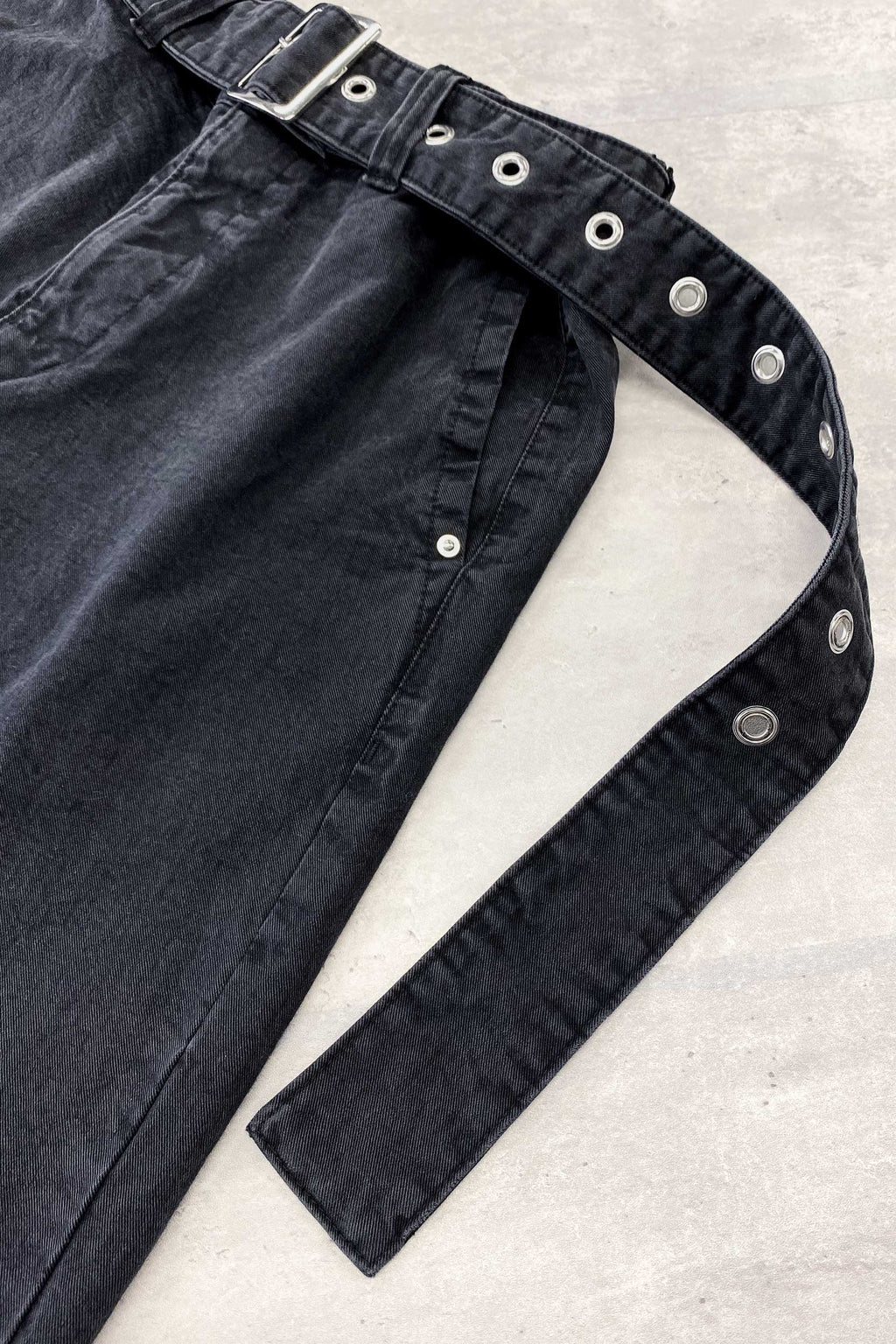 HARD TWILL DYED CHINO PANTS　