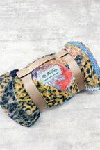 FLEECE BLANKET / all-over print