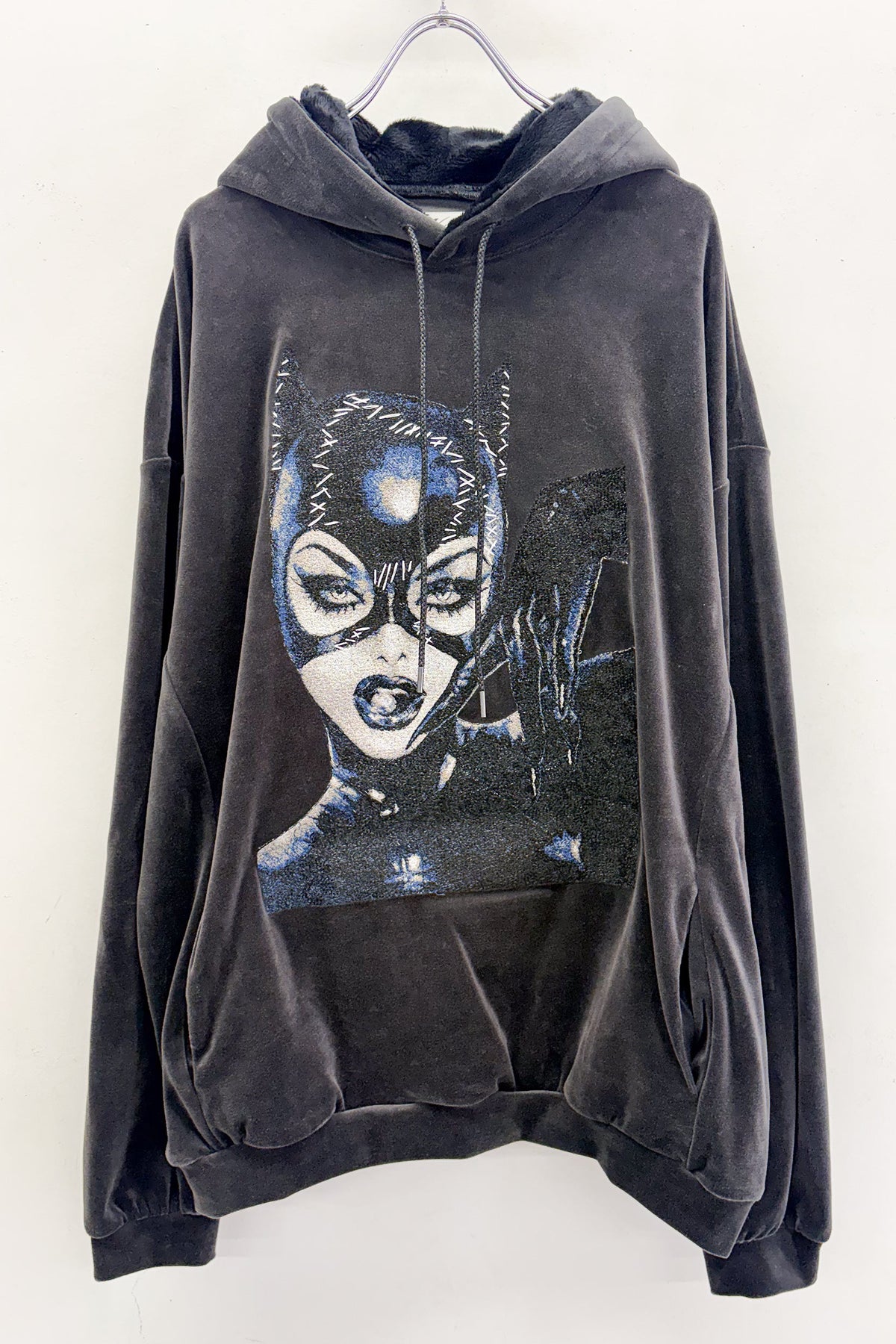【NEW】　CATWOMAN PHOTOSTITCH HOODIE /VELOR
