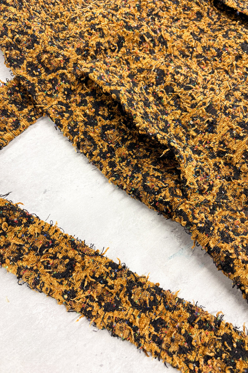 【NEW】　LEOPARD JACQUARD NEEDLE PUNCH BELT COAT
