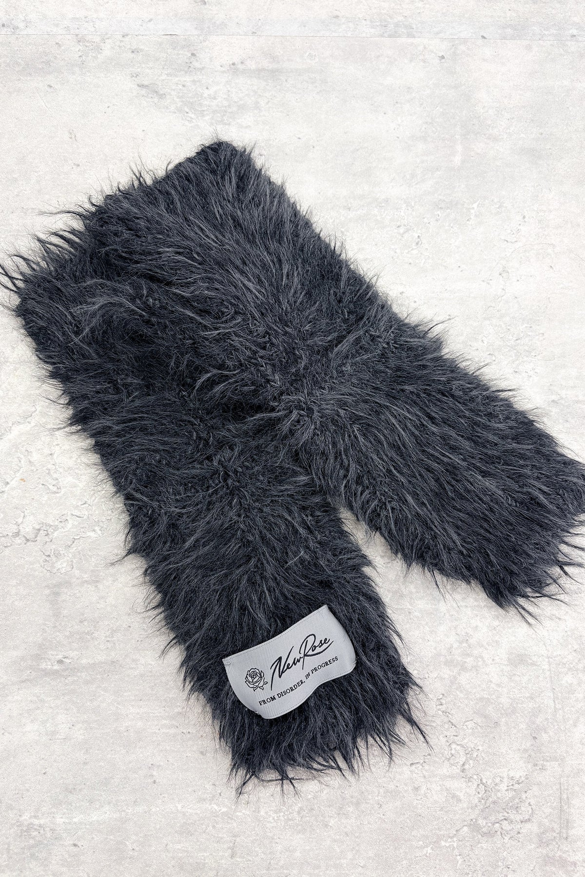 【NEW】　SHAGGY KNIT FINGERLESS GLOVES