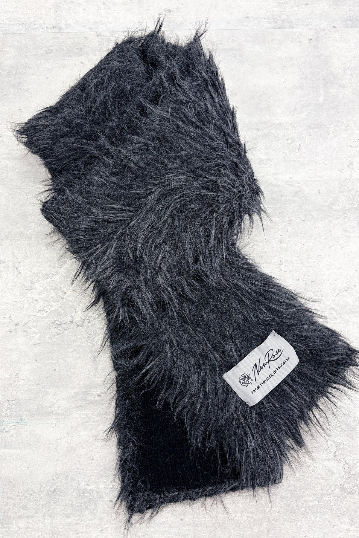 【NEW】SHAGGY KNIT NARROW SCARF