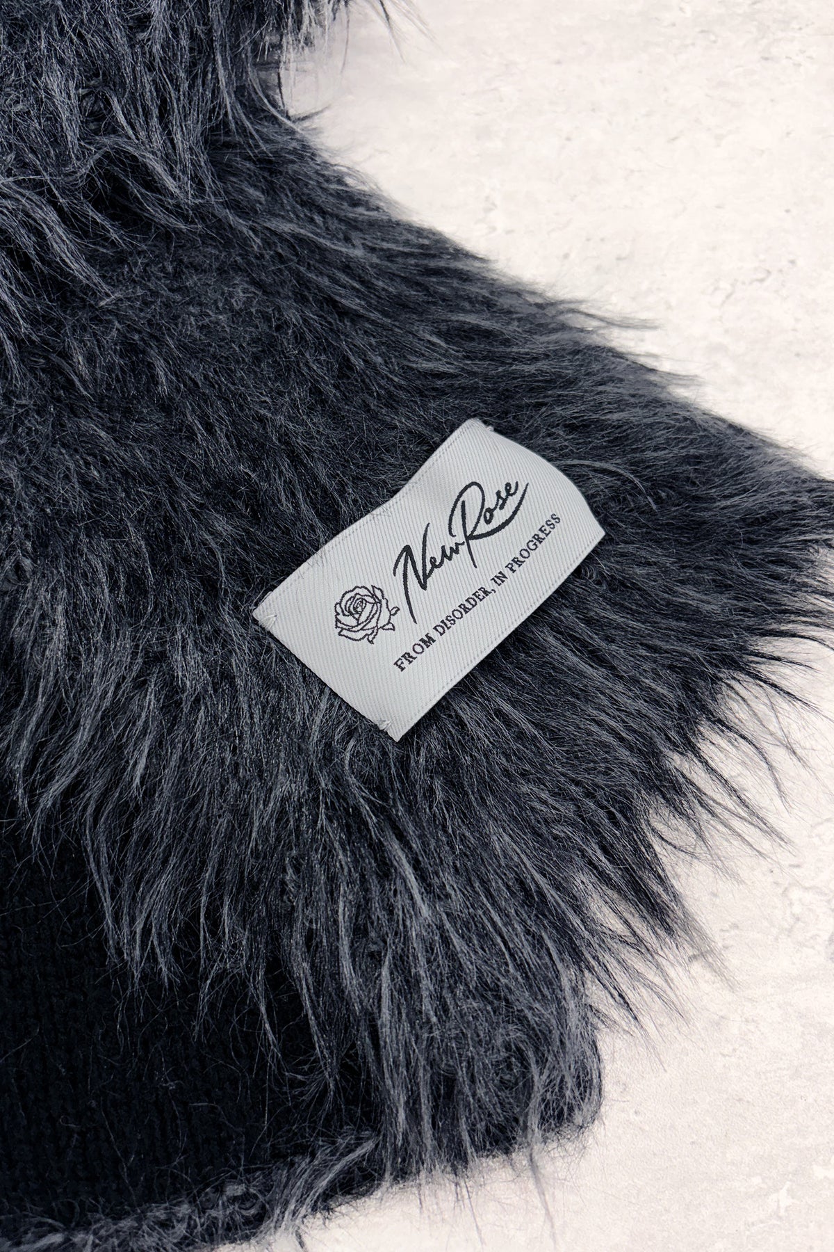 【NEW】SHAGGY KNIT NARROW SCARF