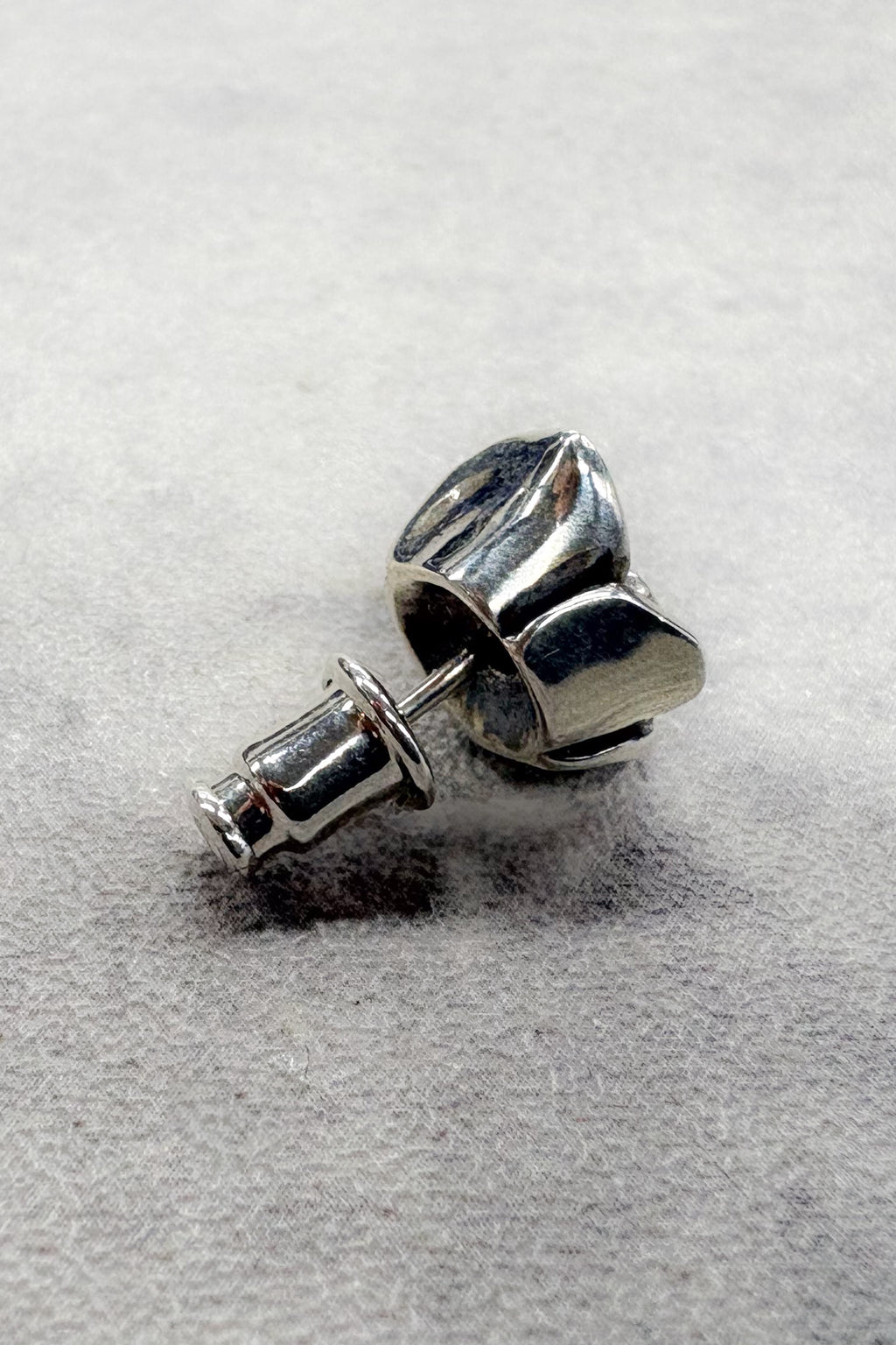 【NEW】　ROSE PIERCED EARRING
