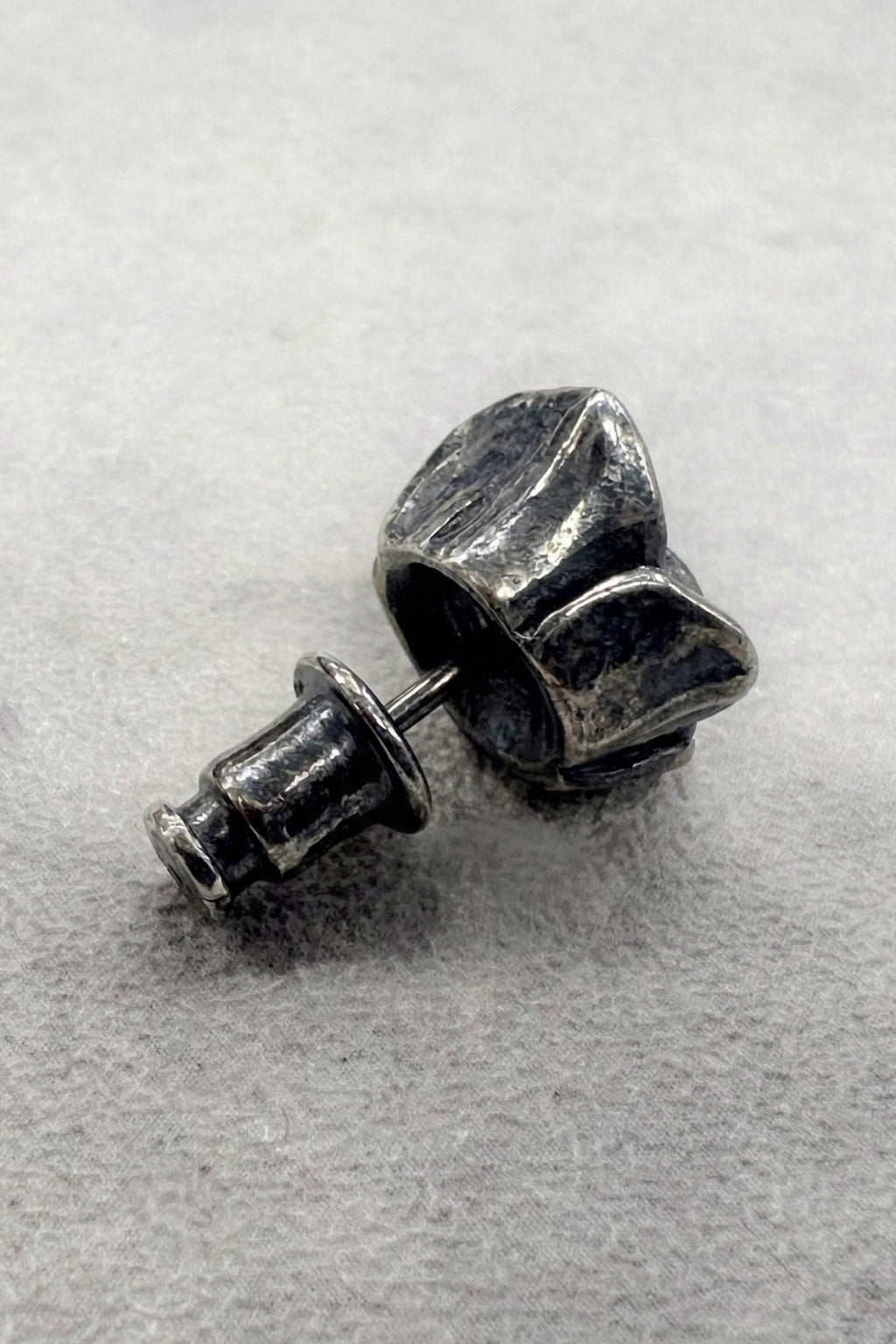 【NEW】　ROSE PIERCED EARRING
