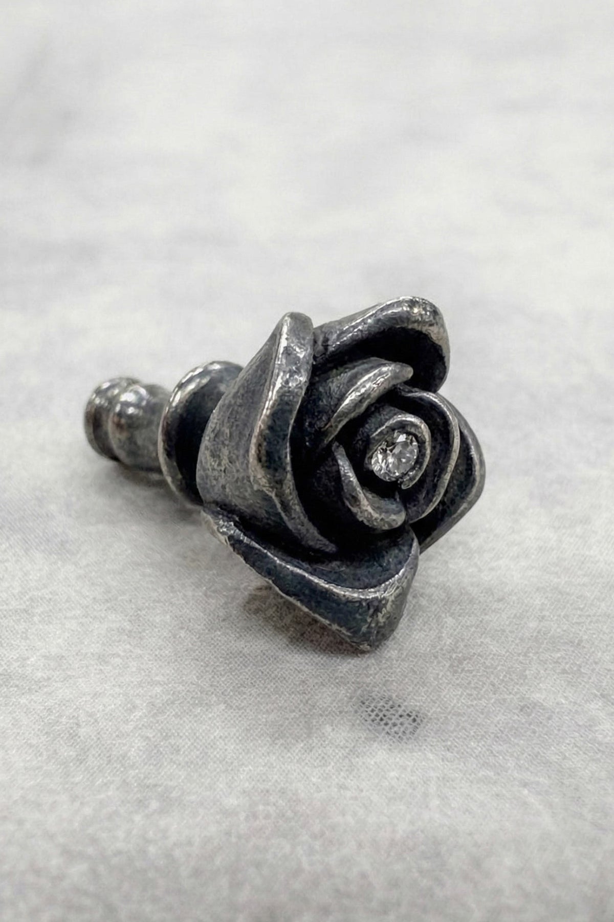【NEW】　ROSE PIERCED EARRING