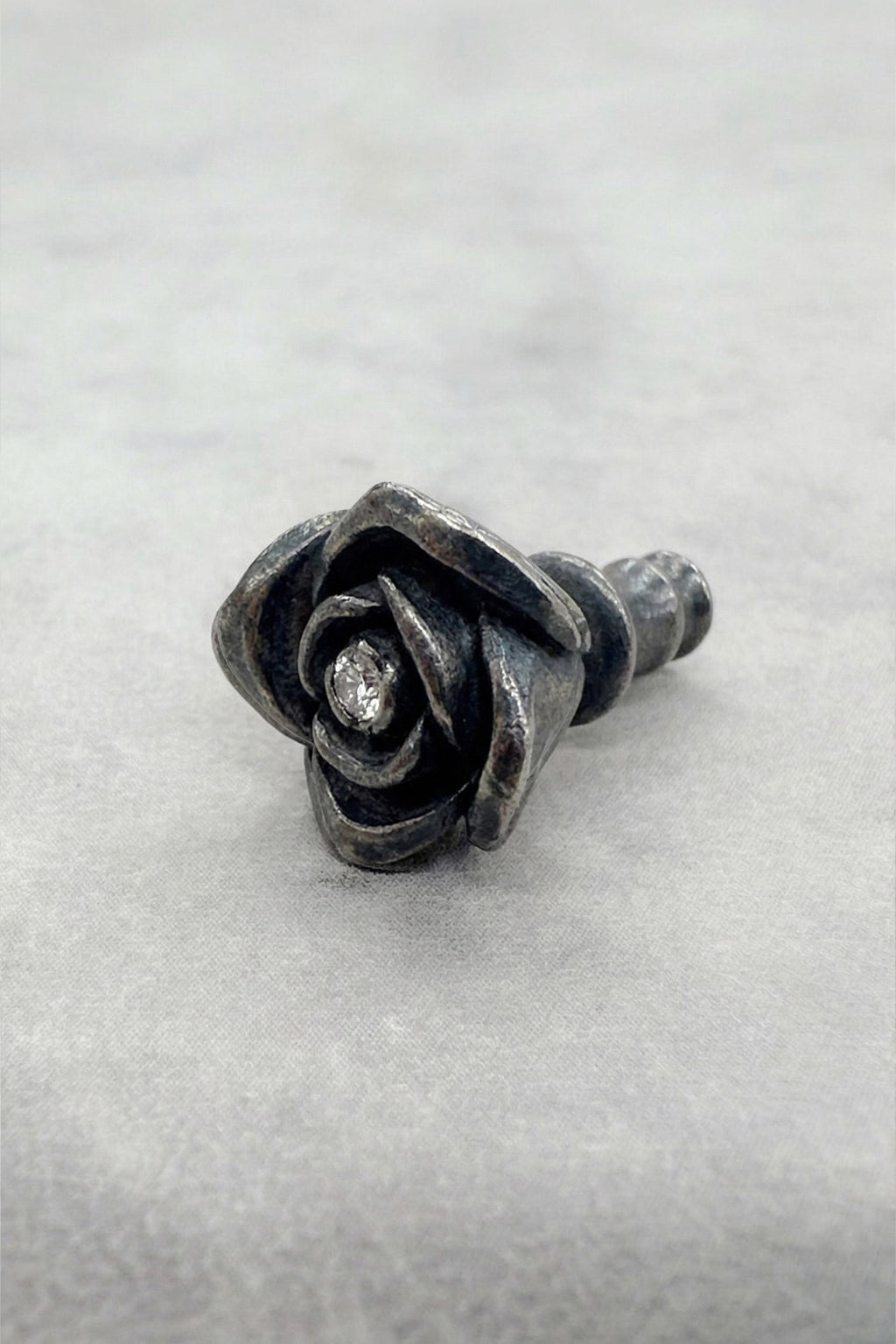 【NEW】　ROSE PIERCED EARRING