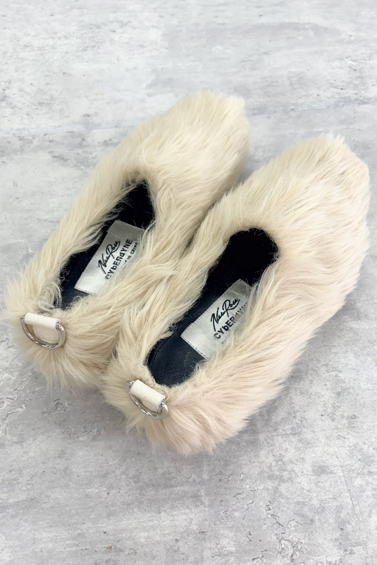 【NEW】　ANIMAL FUR SHOES
