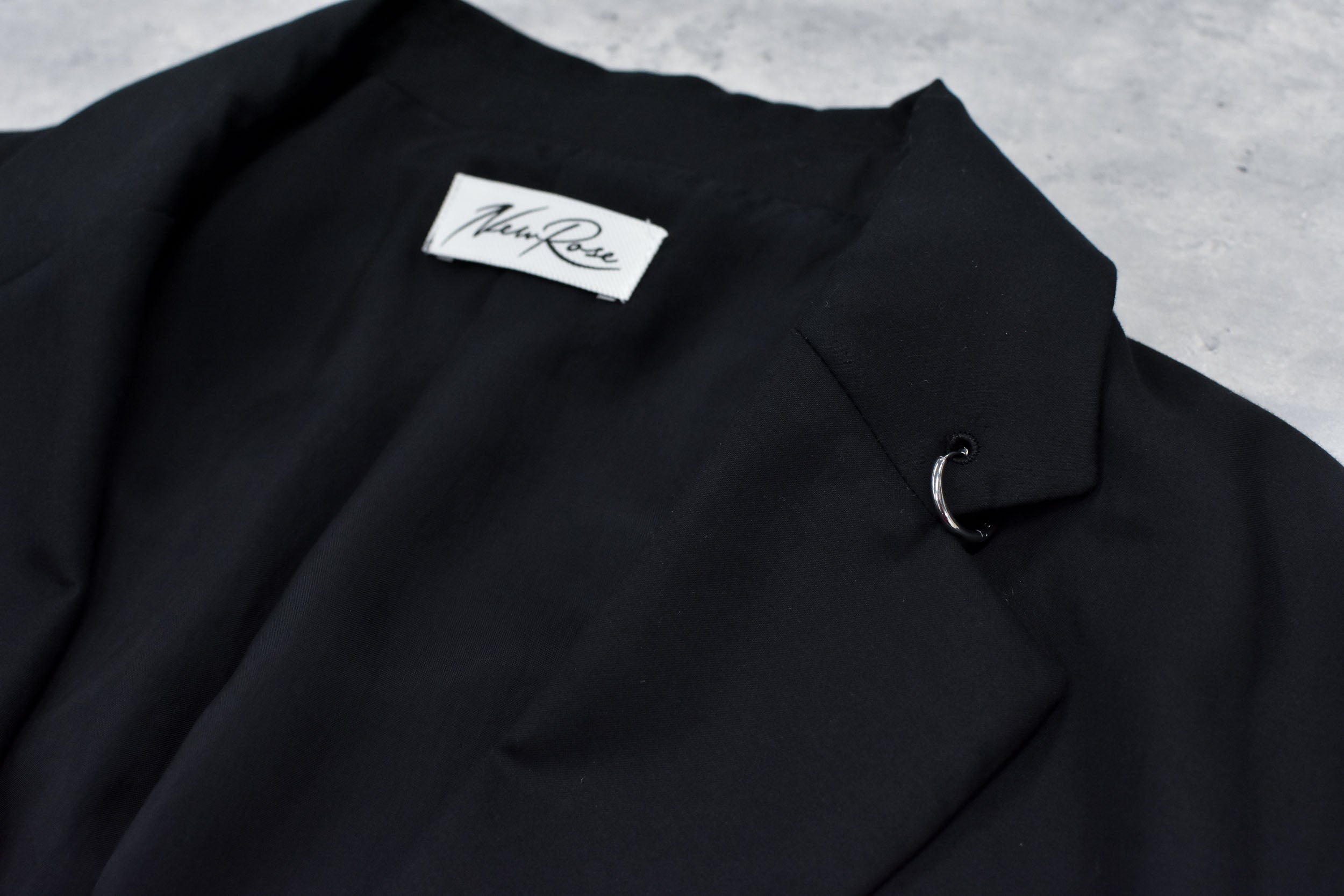 Tuck Sleeve Jacket / hand embroidery