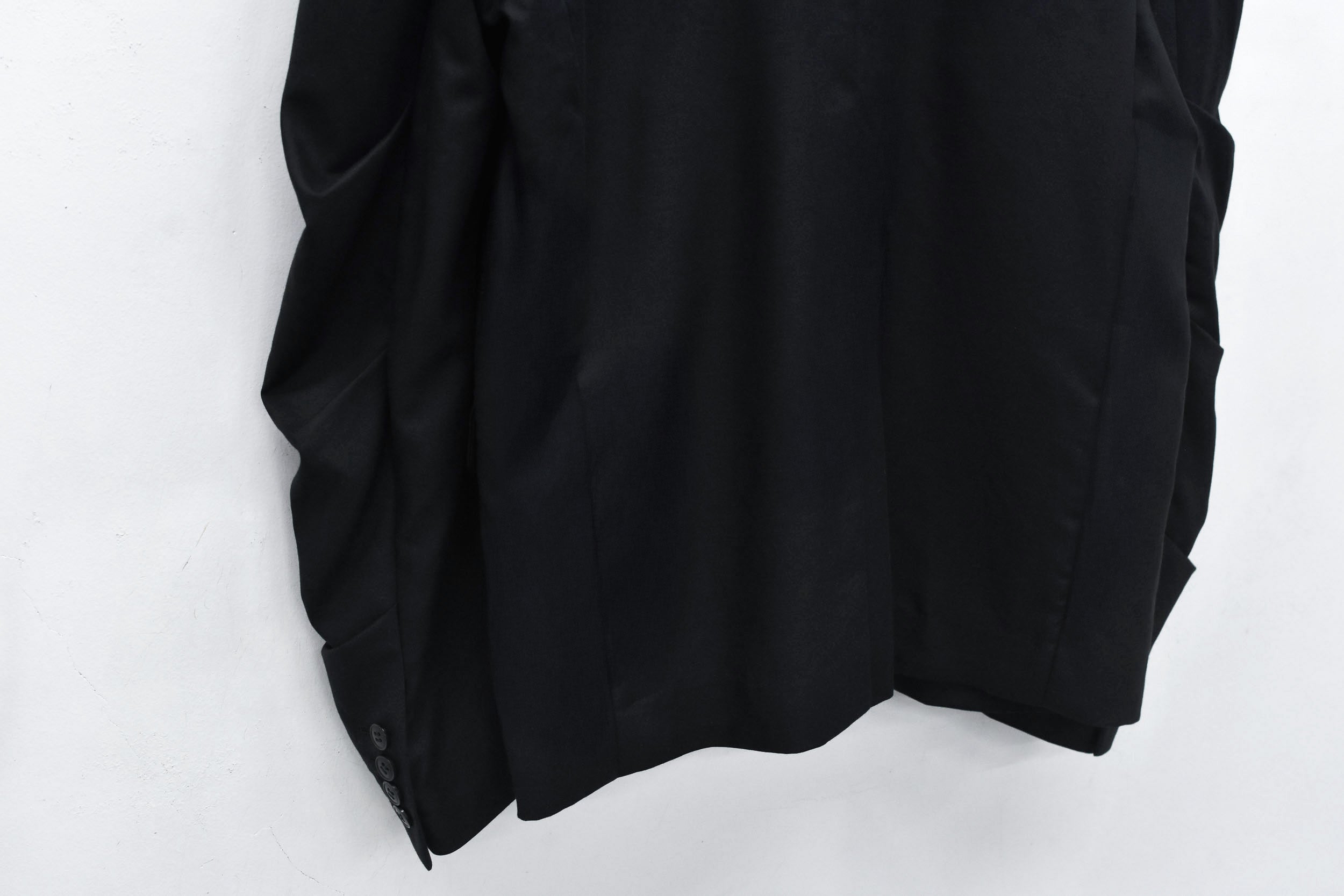 Tuck Sleeve Jacket