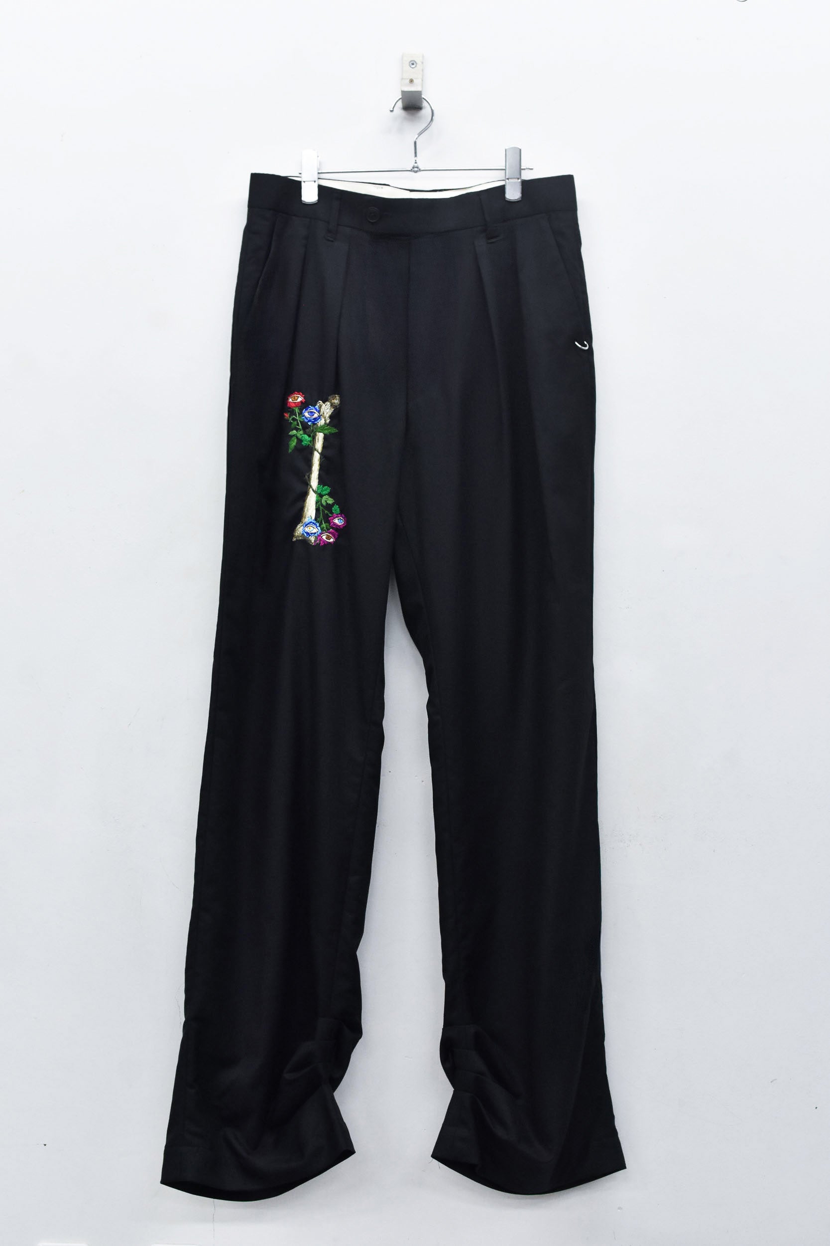 Tuck Hem Pants / hand embroidery