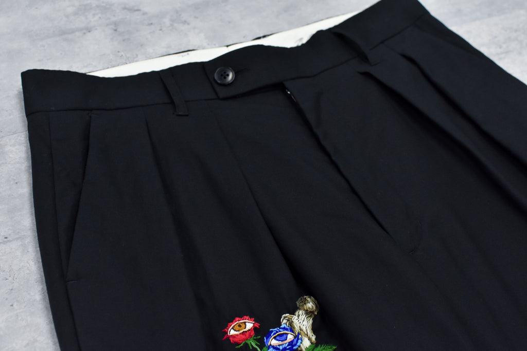 Tuck Hem Pants / hand embroidery