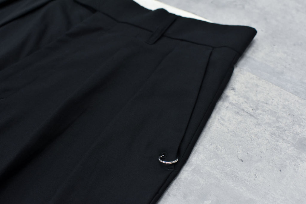 Tuck Hem Pants / hand embroidery