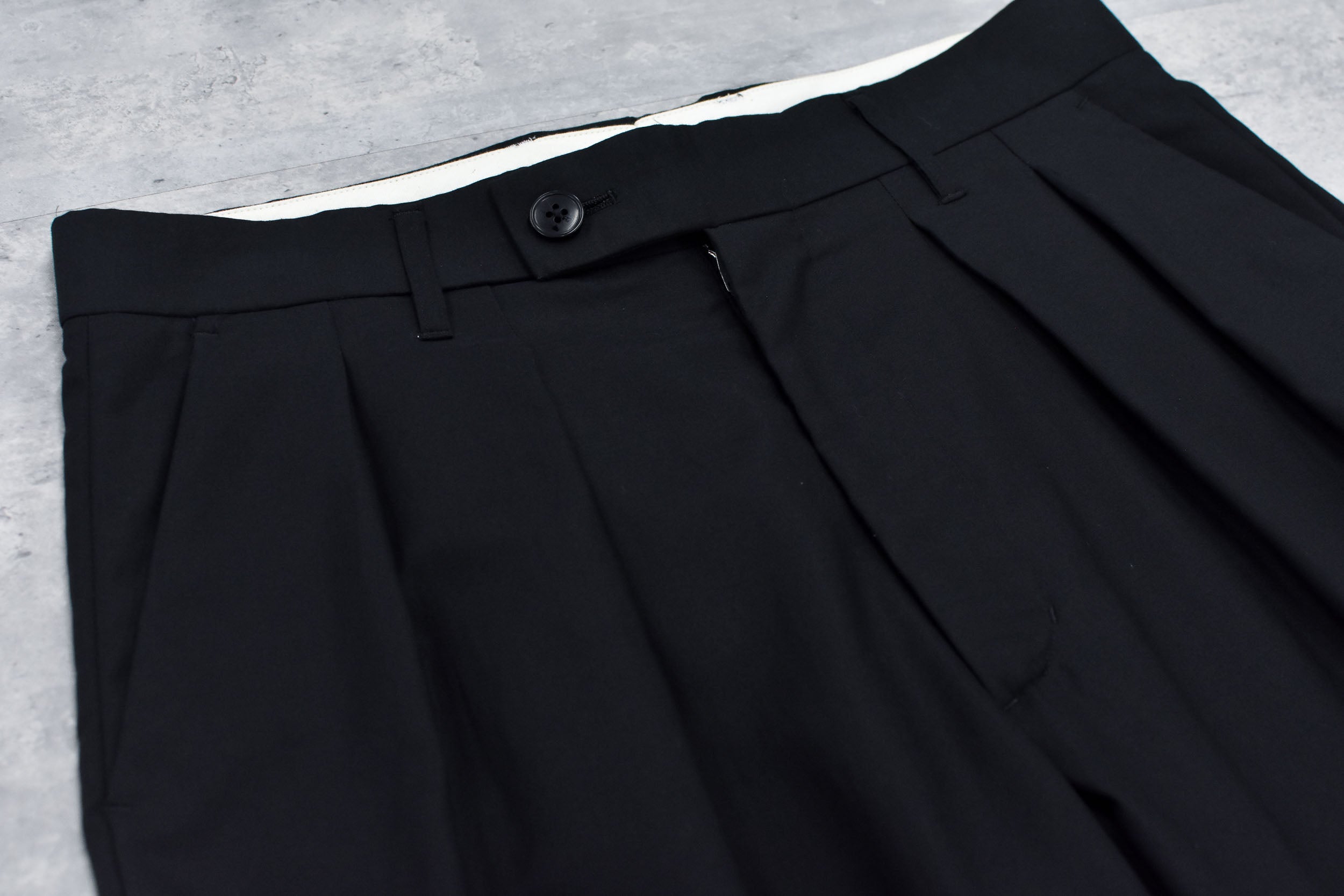 Tuck Hem Pants