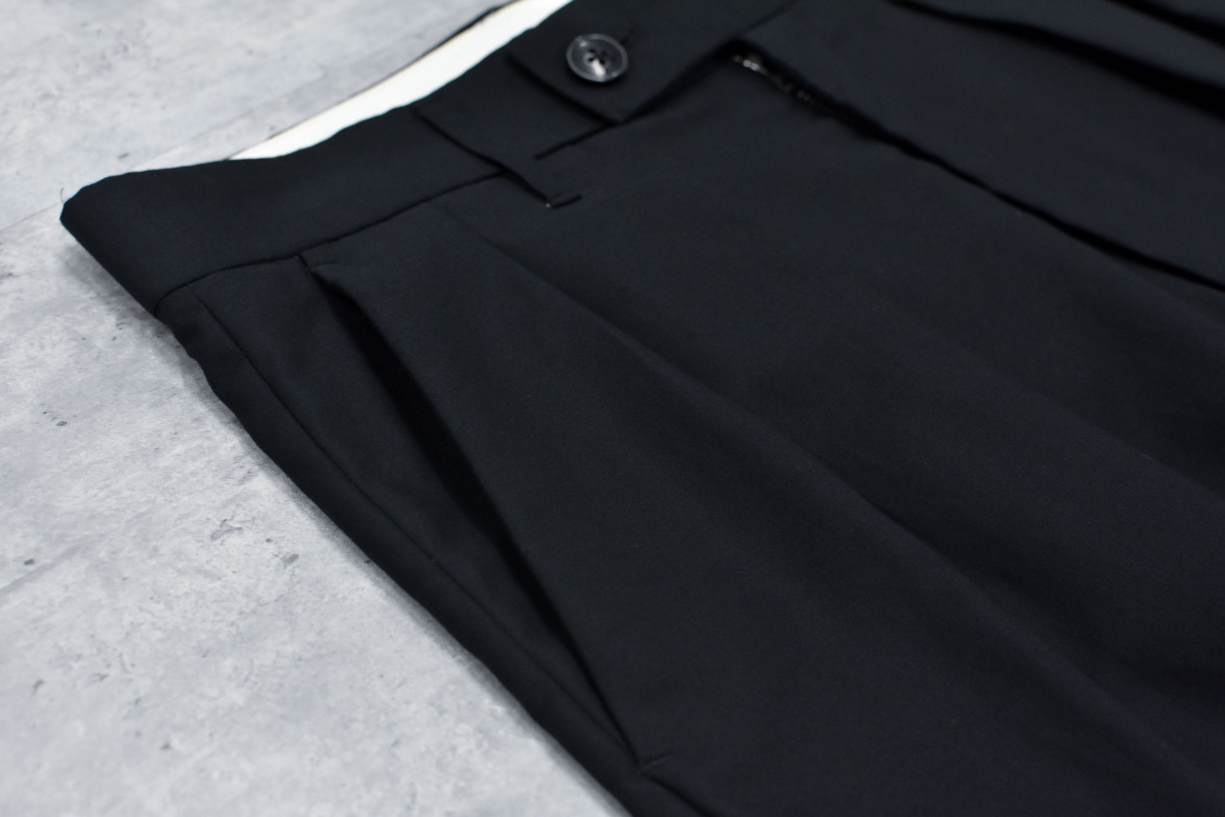 Tuck Hem Pants