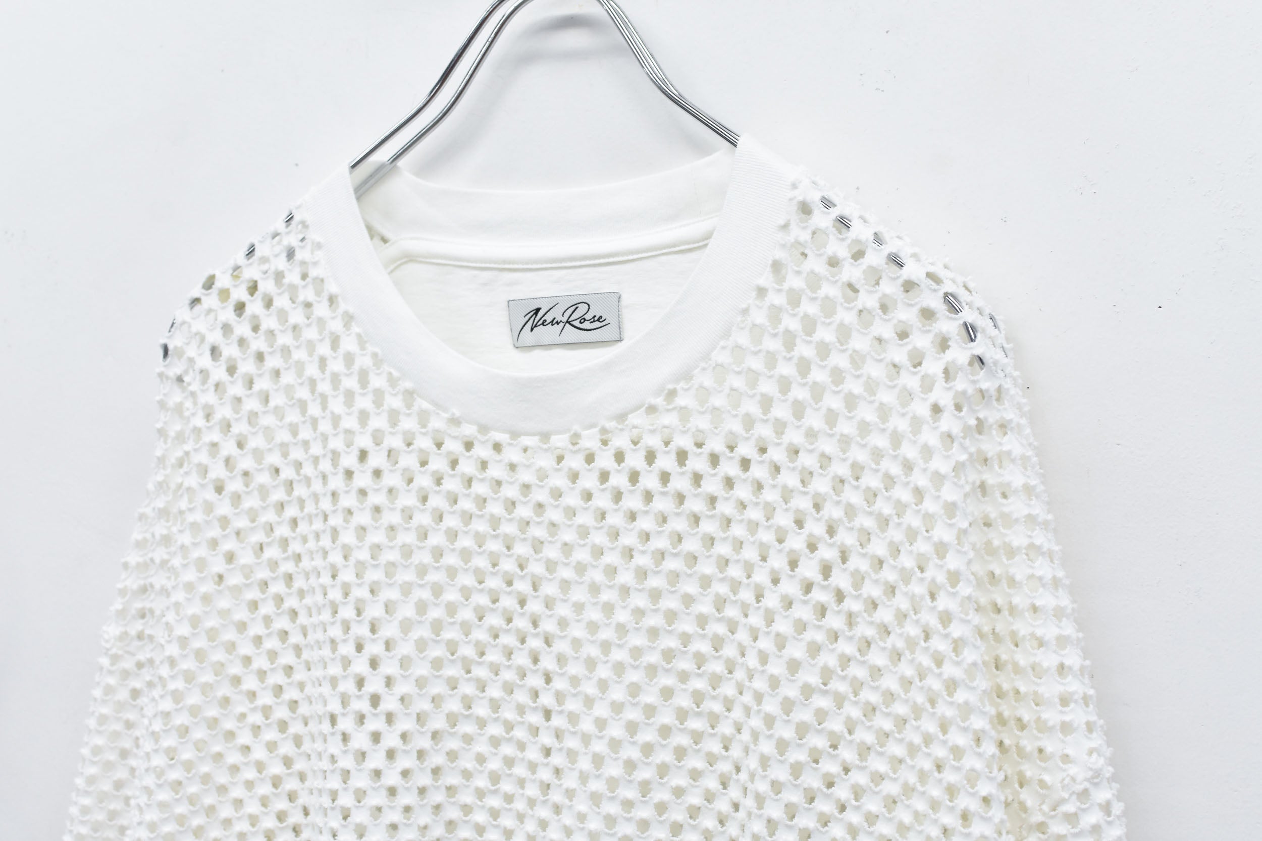 Punched Fabric Side Pocket T-shirt