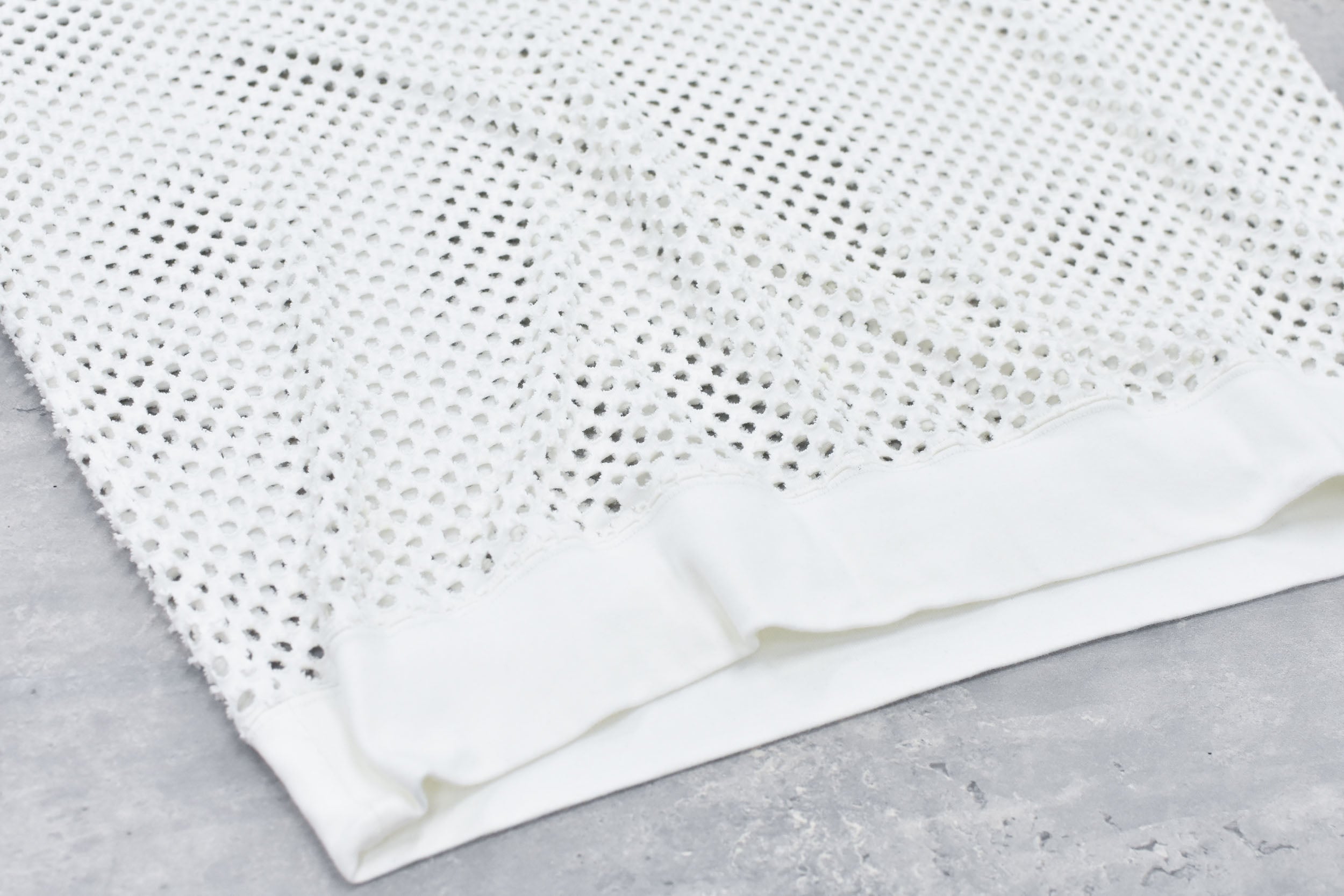 Punched Fabric Long-sleeved Polo Shirt