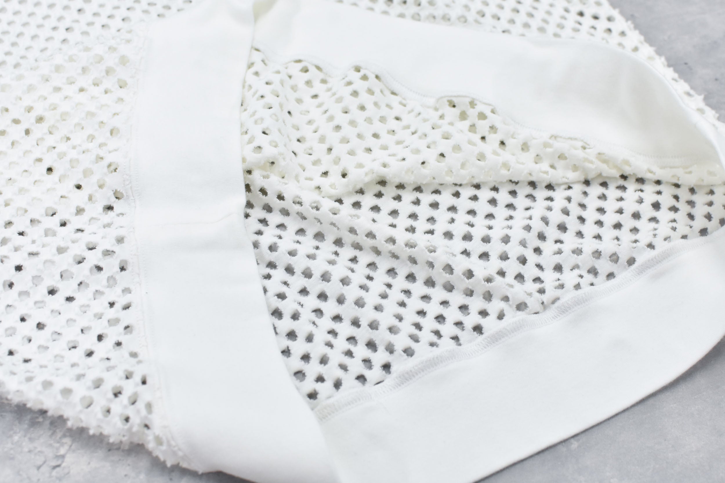 Punched Fabric Long-sleeved Polo Shirt