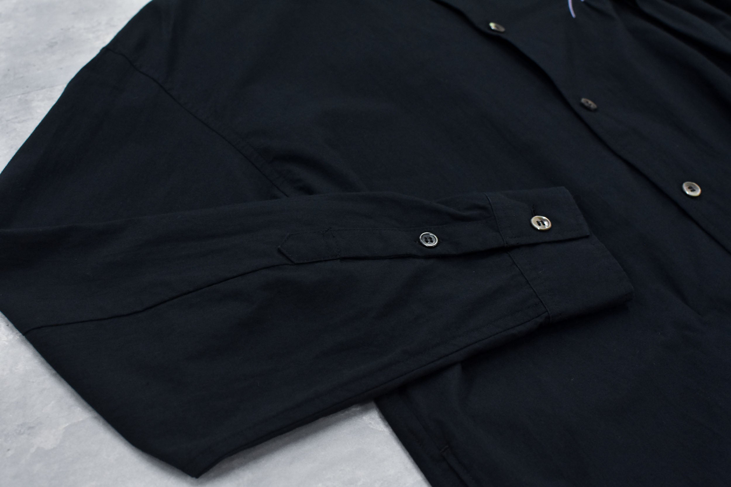 Embroidery Wrinklework Long-sleeve Shirt