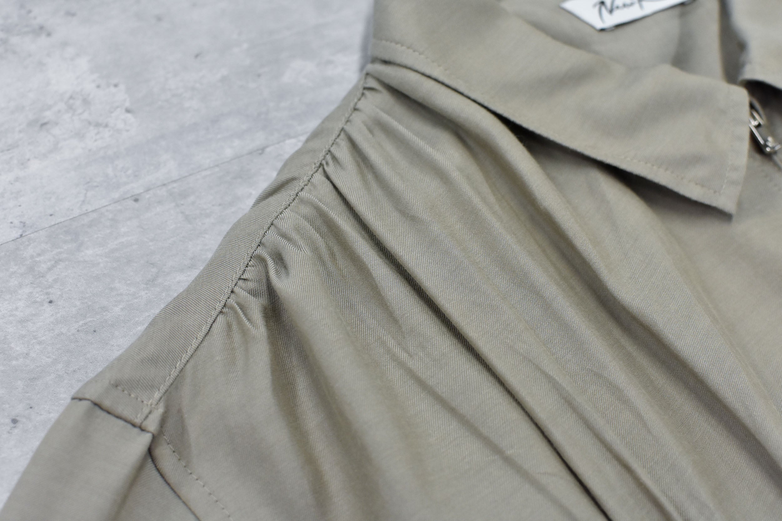 Embroidery Wrinklework Blouson