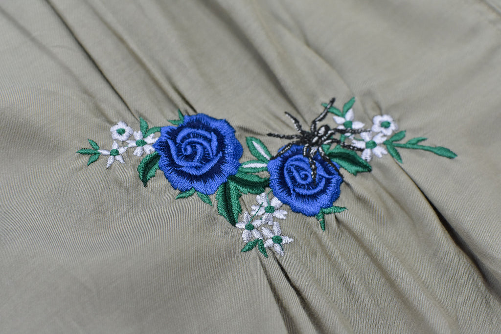 Embroidery Wrinklework Blouson