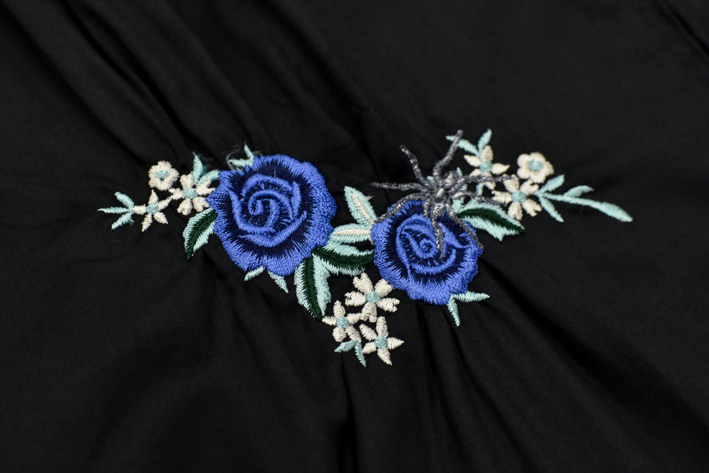 Embroidery Wrinklework Blouson