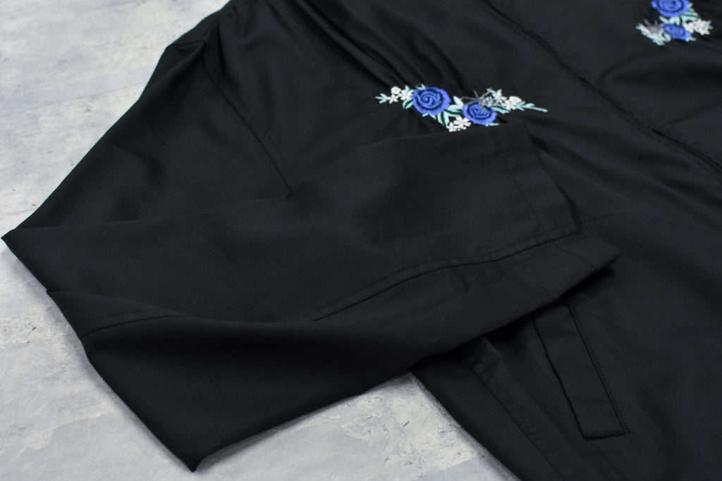Embroidery Wrinklework Blouson