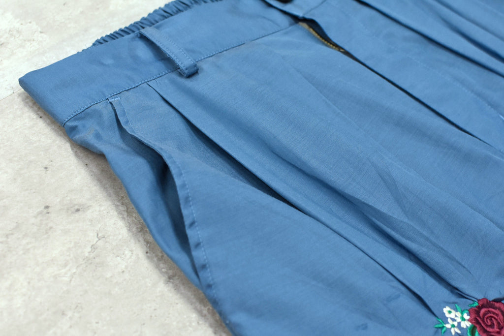 Embroidery Wrinklework Tuck Pants