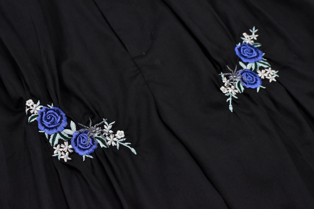 Embroidery Wrinklework Tuck Pants