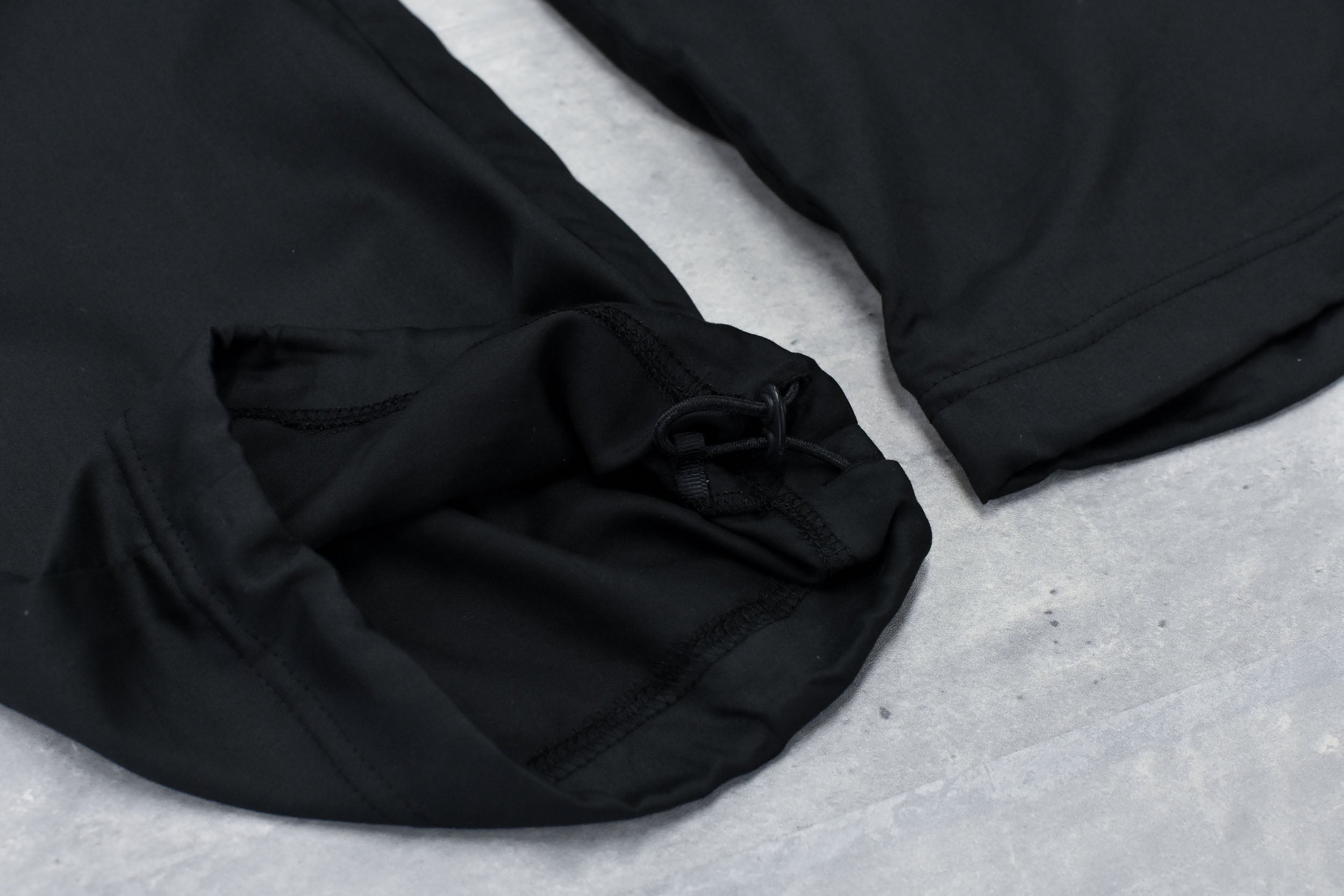 Embroidery Wrinklework Tuck Pants