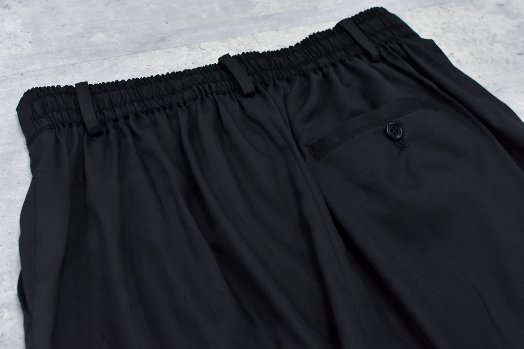 Embroidery Wrinklework Tuck Pants