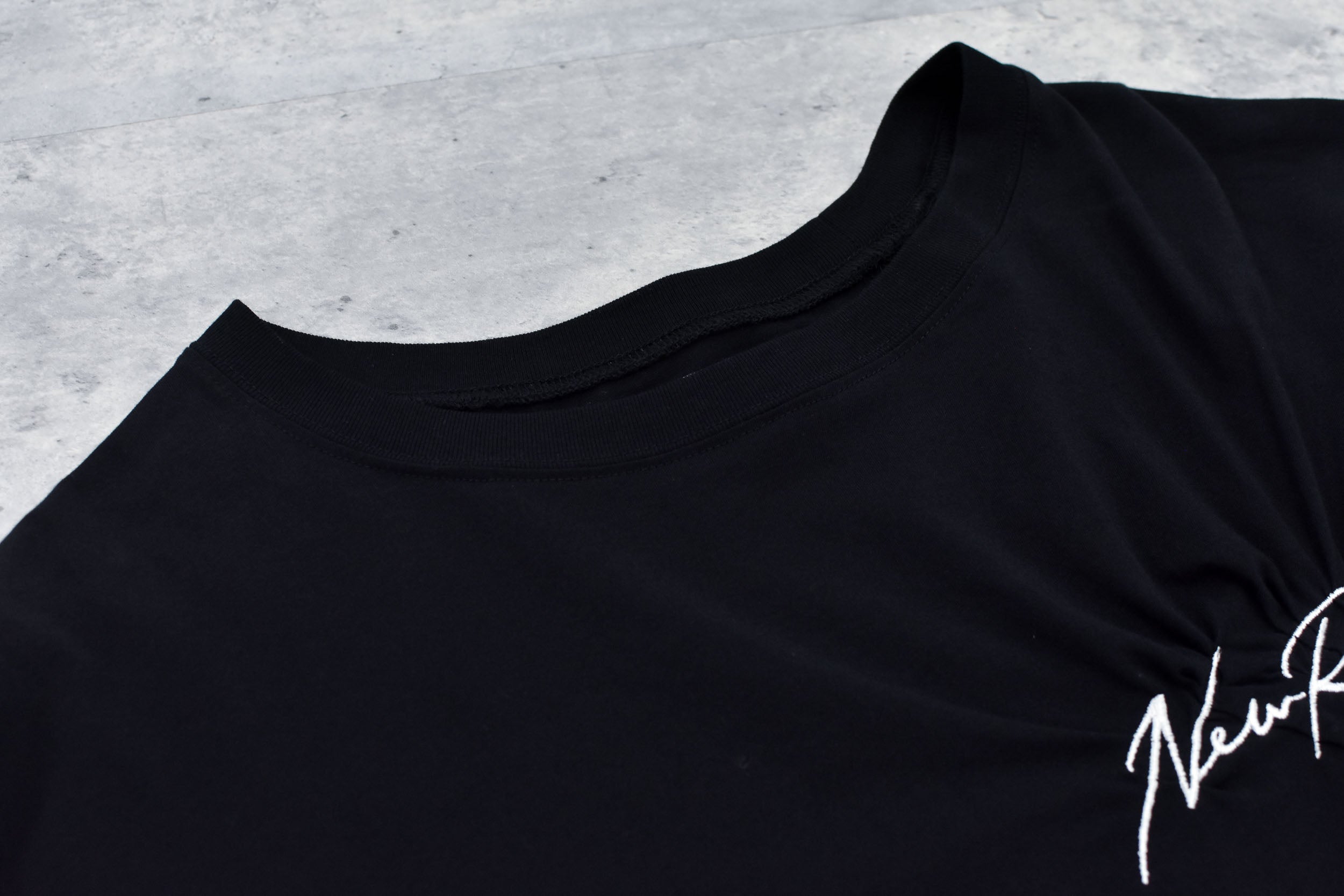 Embroidery Wrinklework T-shirt