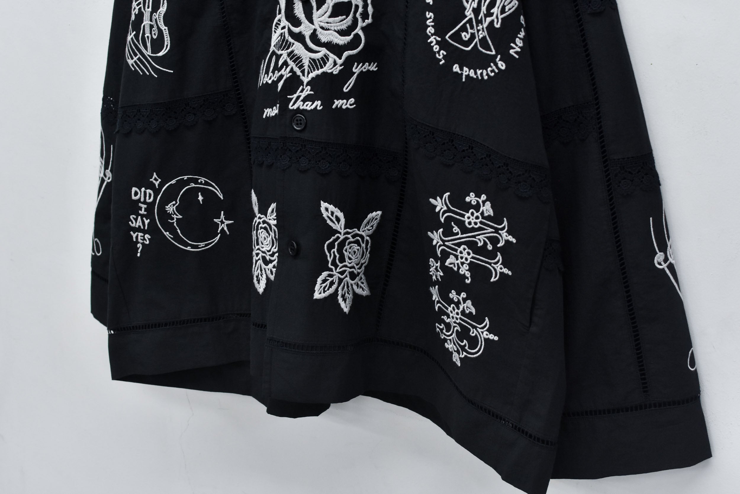 Ladder Race×Embroidery Jacket
