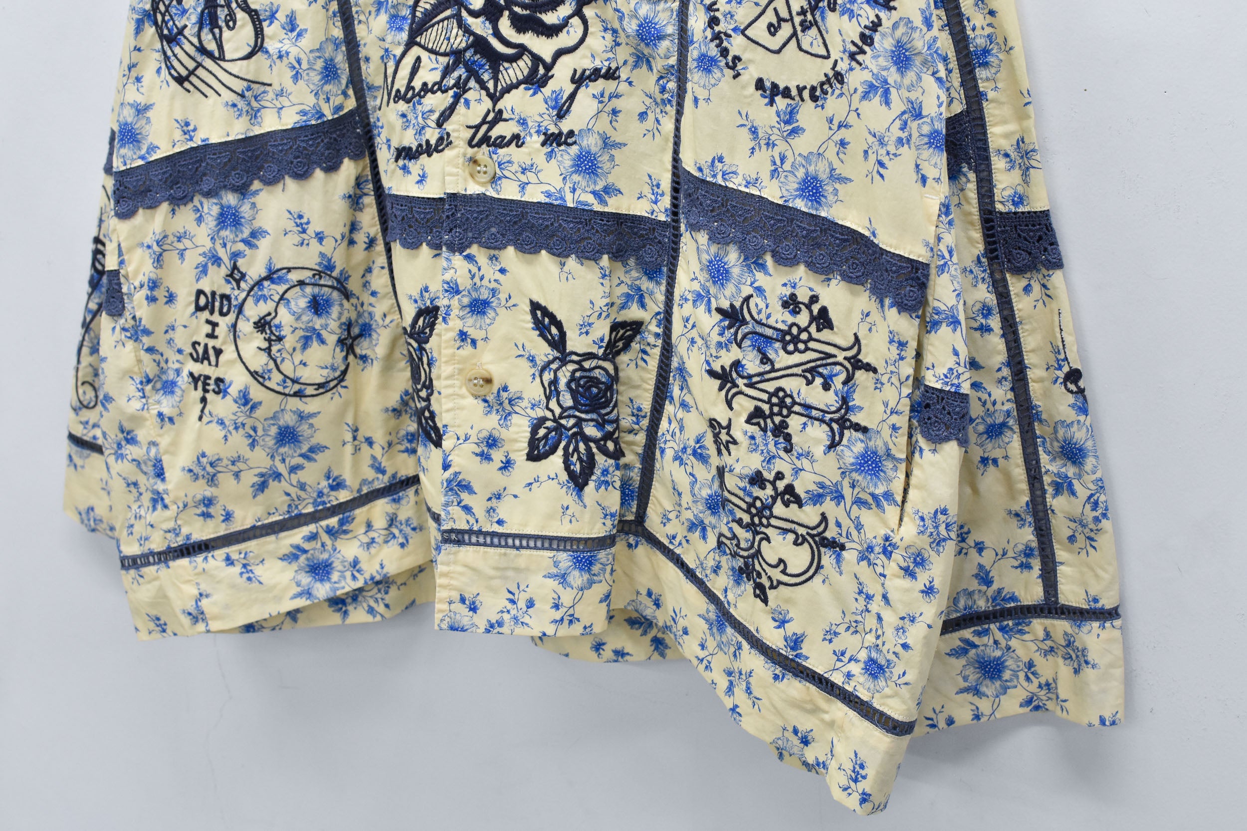 Ladder Race×Embroidery Jacket