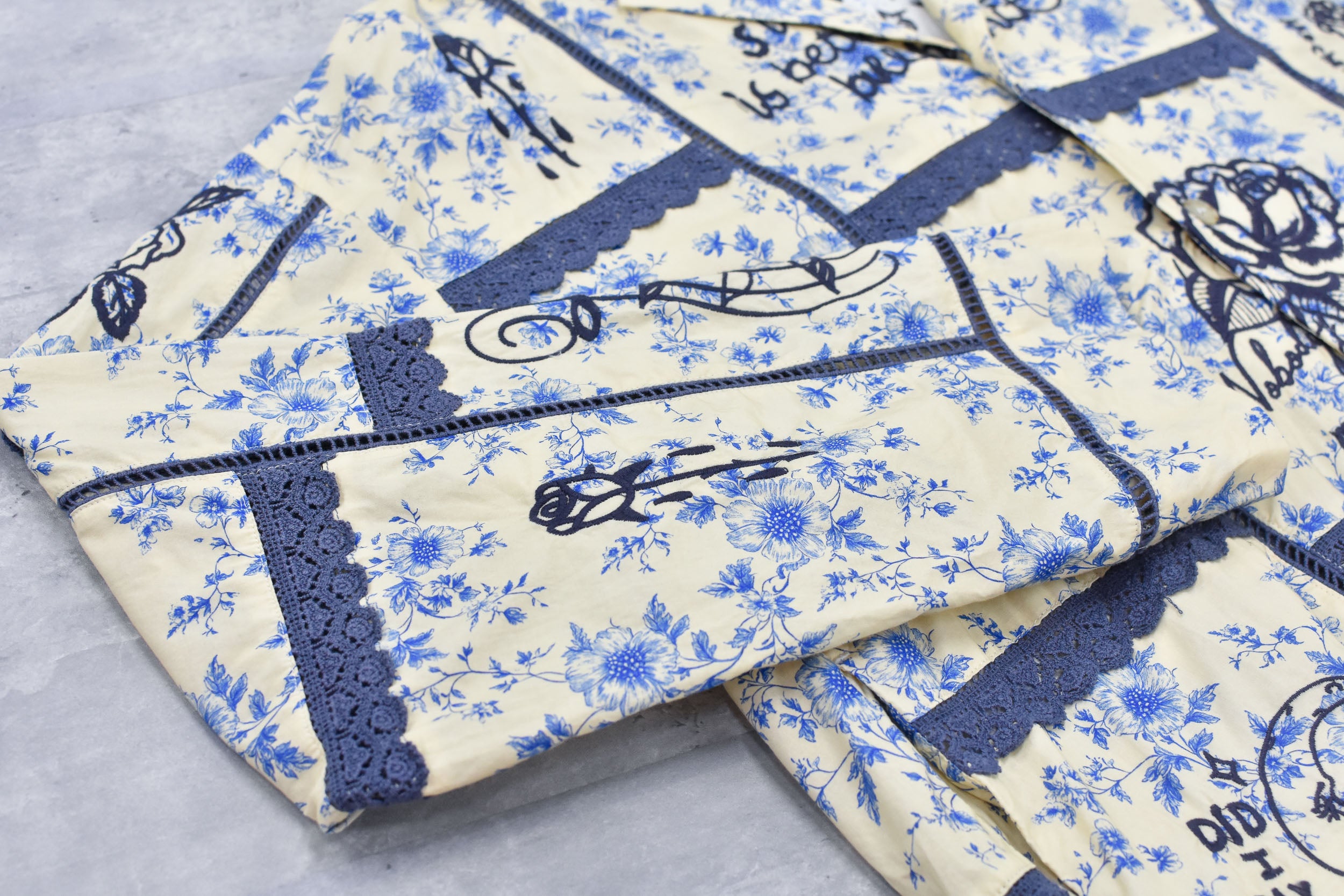 Ladder Race×Embroidery Jacket