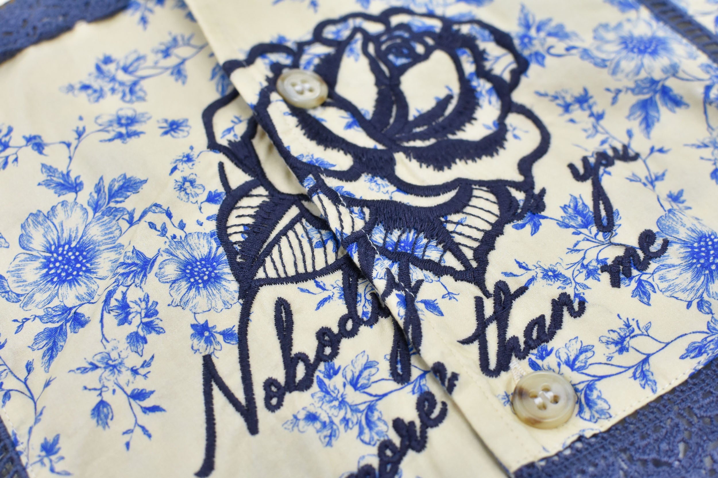 Ladder Race×Embroidery Jacket