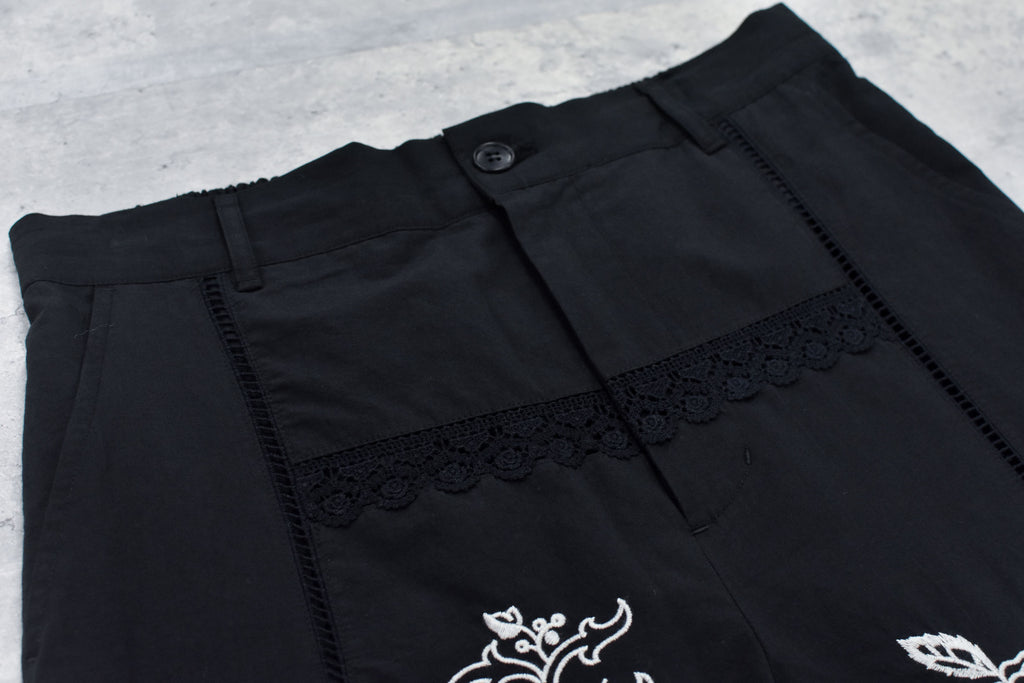 Ladder Race×Embroidery Pants
