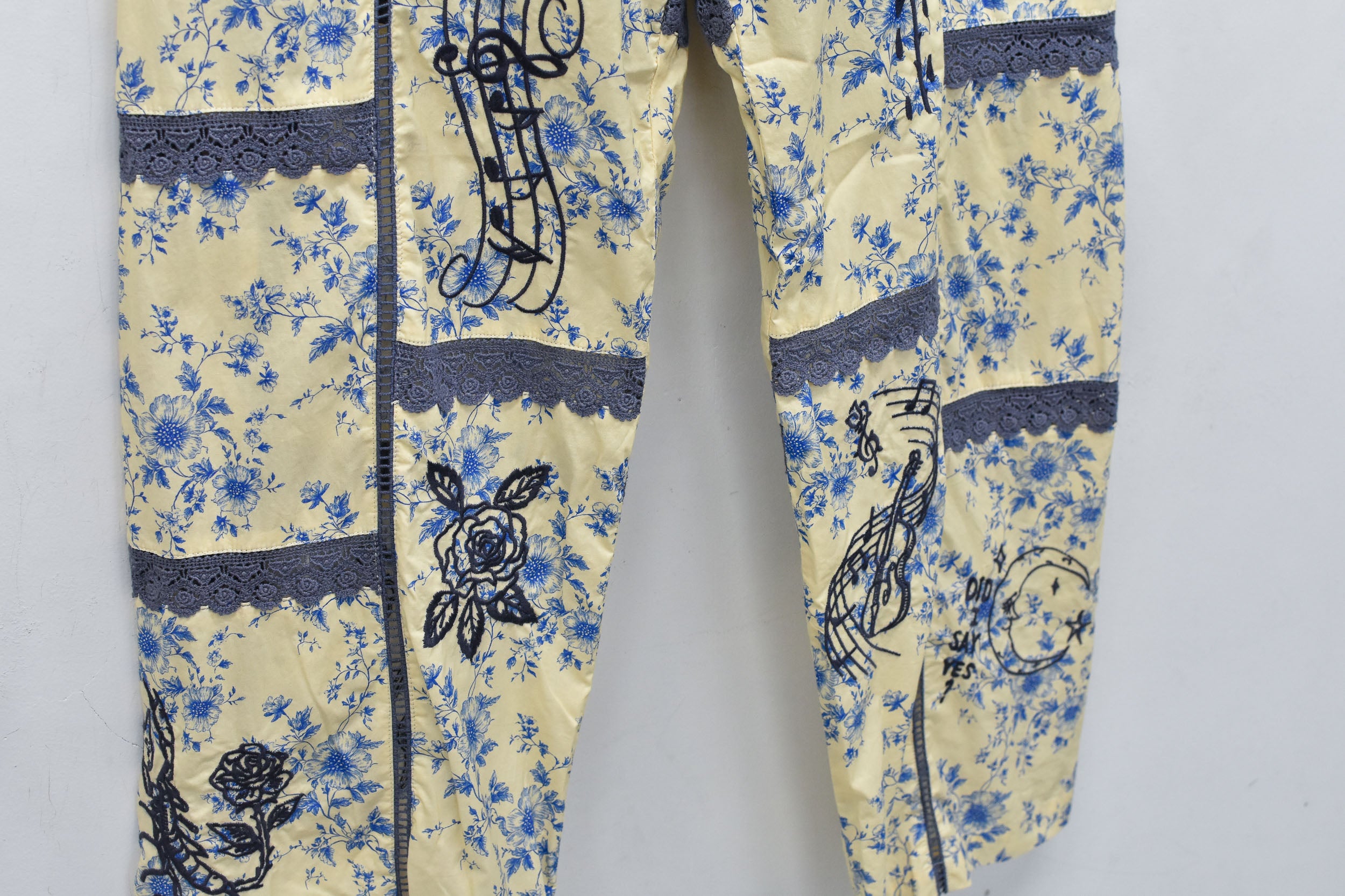 Ladder Race×Embroidery Pants